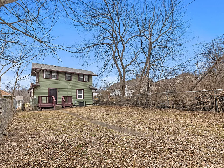 4437 Wayne Ave — Photo 30