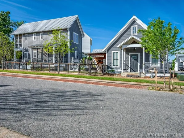 37 Firefly Ln, Eufaula, OK 74432