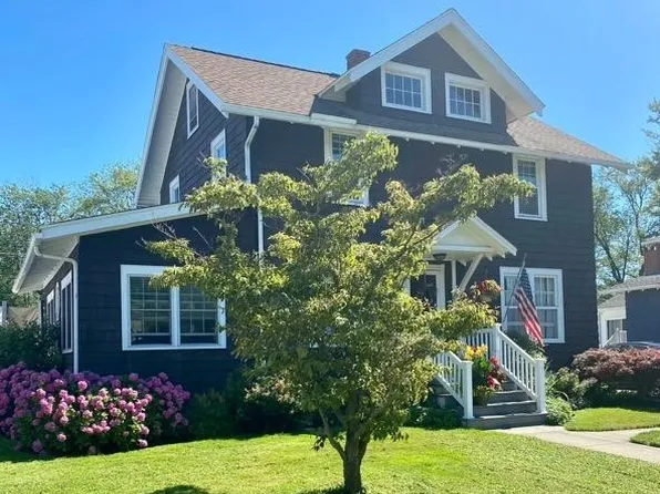 121 W 7th St, Dunkirk, NY 14048