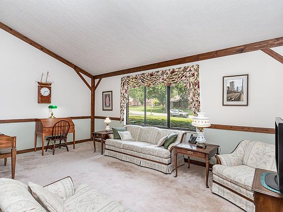 4th image of 6369 Ironwood Dr