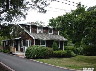 170 Old Stump Rd, Brookhaven, NY 11719