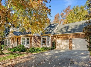 10 New Bern Sq, Greensboro, NC 27408