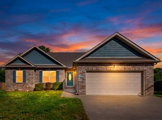 984 Chardea Ct, Clarksville, TN 37040