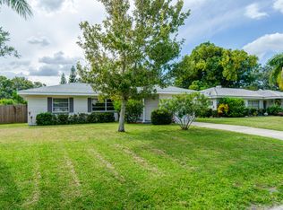 4716 Mohegan Rd, Saint Petersburg, FL 33708