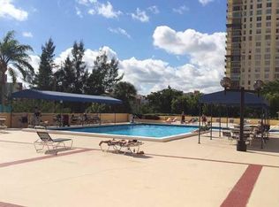 210 174th St APT 502, Sunny Isles Beach, FL 33160