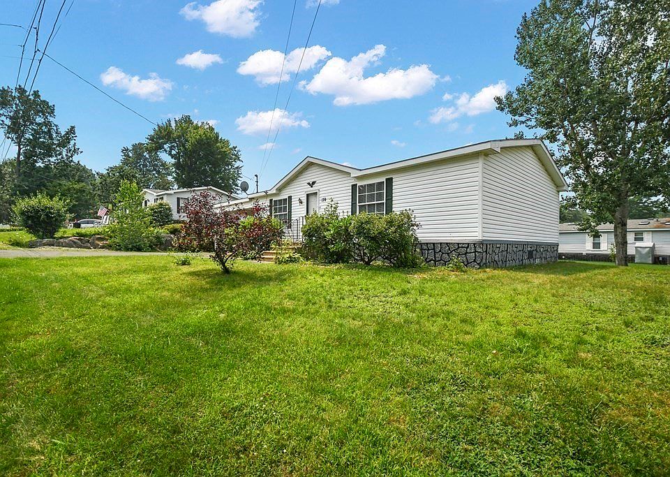 170 Champagne Rd, Gardner, MA 01440 | Zillow