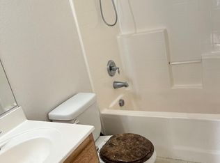 15542 Ferndale Rd, Victorville, CA 92394