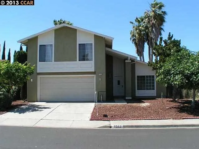 3352 Steele Dr photo 1