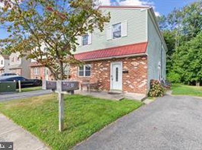 513 Corinthian Ave, Essington, PA, 19029