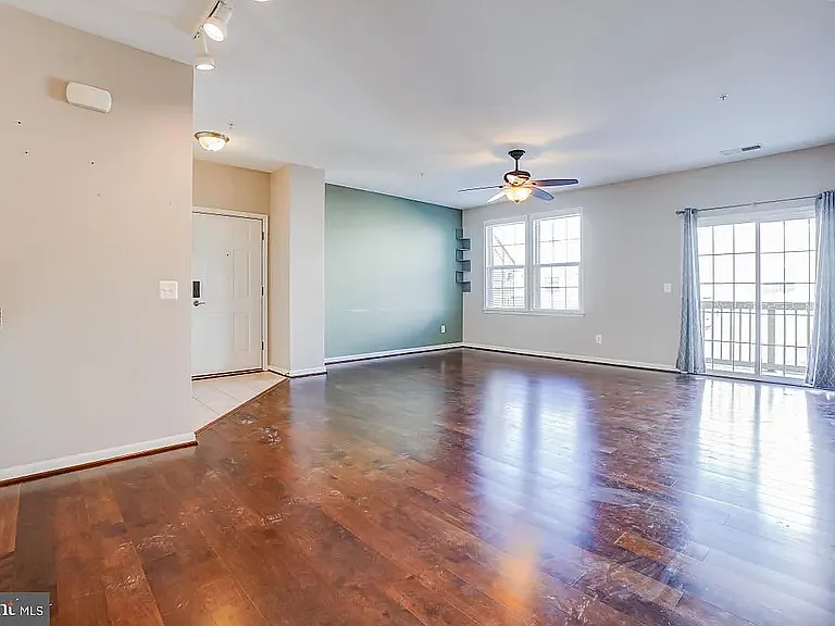 42235 San Juan Ter #300 — Photo 28