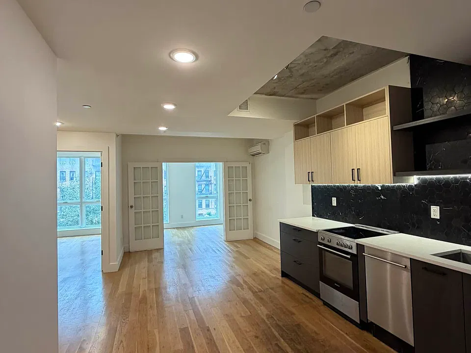 200 Linden Blvd #3J
