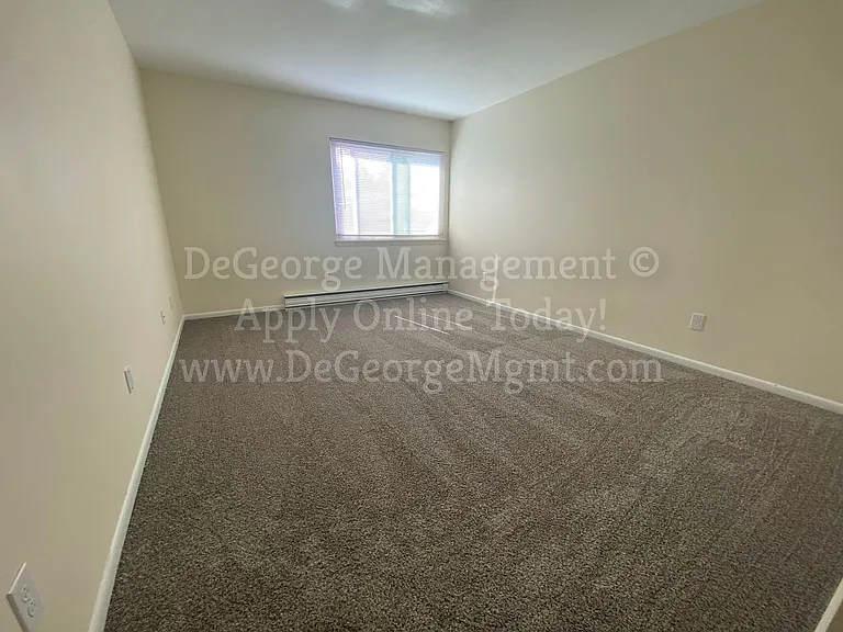Parkview Apartments — Photo 34