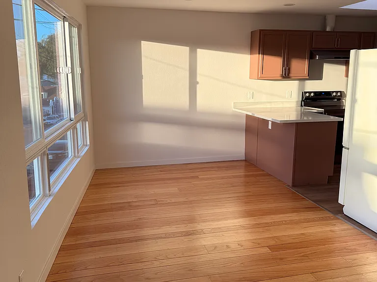 171 Alexander Ave — Photo 15