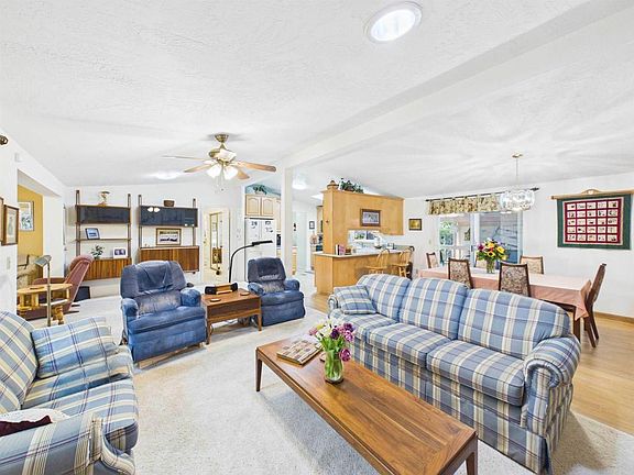 4th image of 18218 Paradise Mountain Rd Space 220