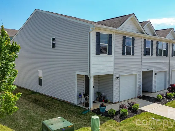 1941 Tranquility Cir #A, Newton, NC 28658