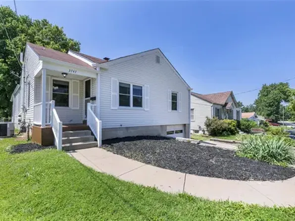 3747 Midview Ave, Bridgeton, MO 63044