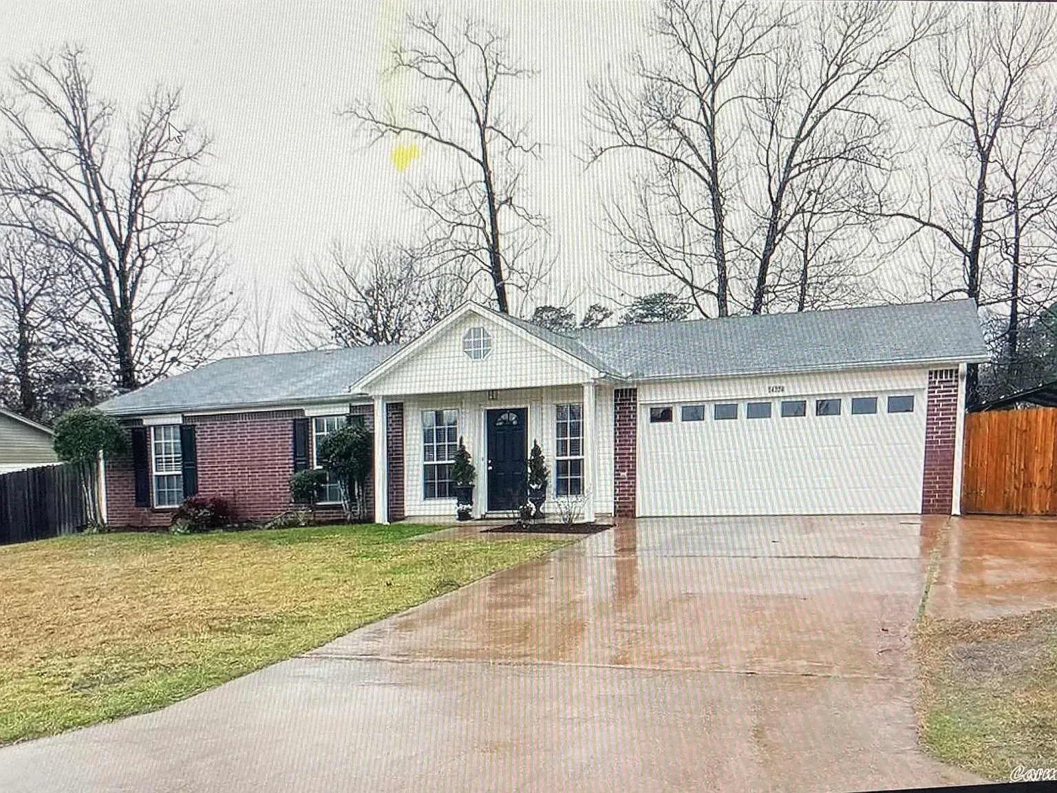 3 bed, 1224 sqft, $1,550 — Photo 1