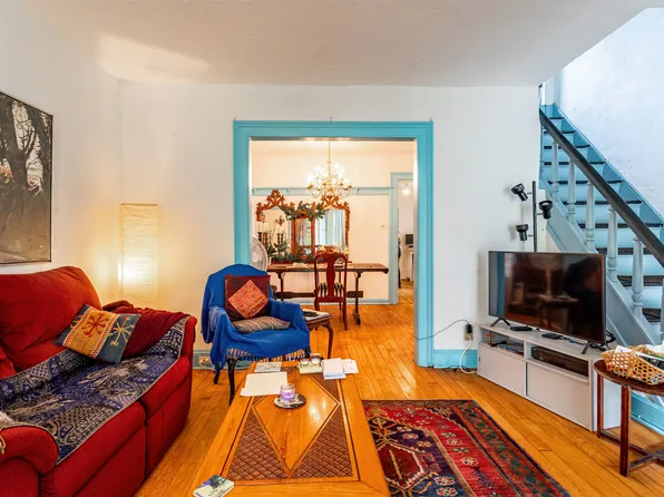 31 Crescent Avenue image 3 of 42