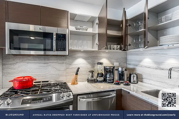 Rented by The Blueground | media 8