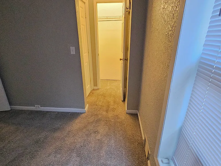 1331 Spy Run Ave #2 — Photo 5