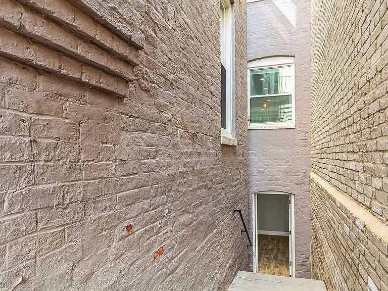 48 New York Ave NW #B — Photo 43