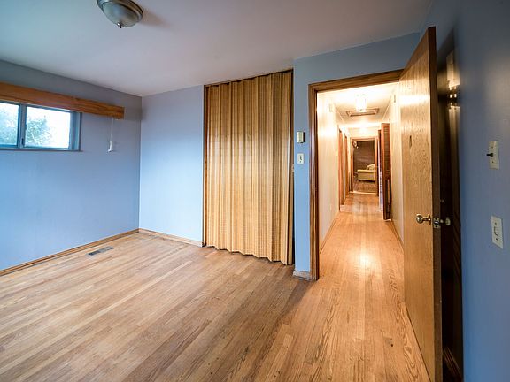Bedroom to hall