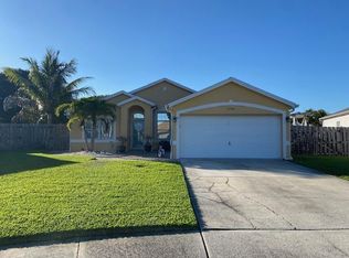 6944 Hammock Trace Dr, Melbourne, FL 32940