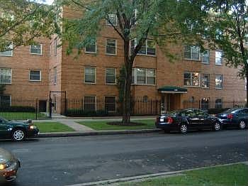 1st image of 4921 N Wolcott Ave APT 2A