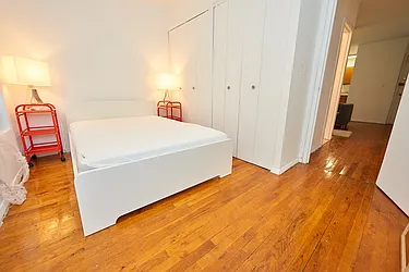 Rented by Genik Group Corp