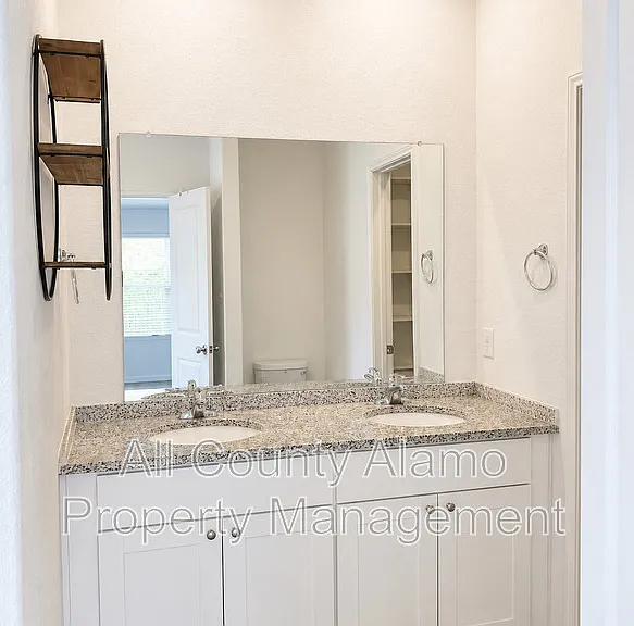 4327 Southton Loch — Photo 23