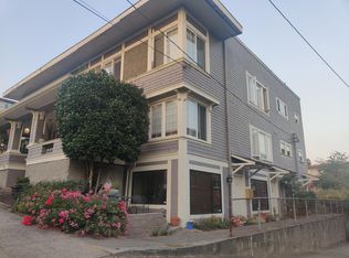 714 1st Ave N #B, Seattle, WA 98109