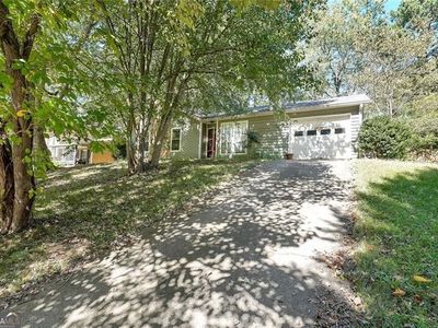 3884 Wood Path Dr, Stone Mountain, GA, 30083