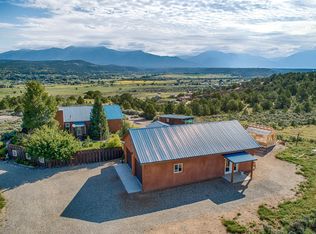 187 Los Rios Rd, Arroyo Hondo, NM 87513