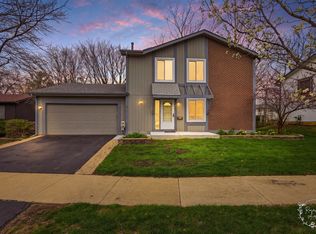 774 Yosemite Trl, Roselle, IL 60172
