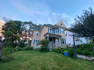 17 Ferdinand St #2, Worcester, MA 01603