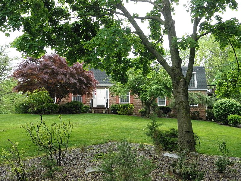 1st image of 9 Wertsville Rd