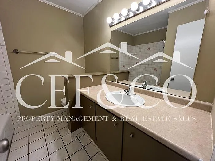 108 Overhill Dr — Photo 17