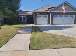 13014 Sunlight Star St, Bakersfield, CA 93314