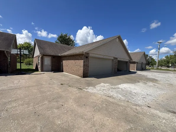 2697 N. Center St. A-D, 2697 N Center St APT A, Fayetteville, AR 72701