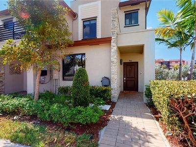 300 NE 208th Terr #300, Miami, FL, 33179
