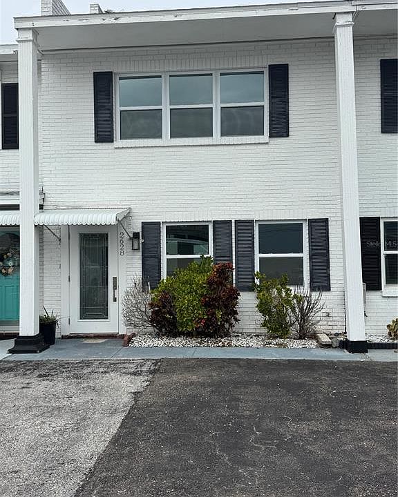 1st image of 2628 ST JOSEPHS DRIVE W