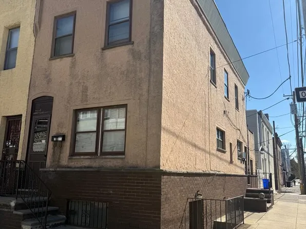 1854 Tree St, Philadelphia, PA 19145