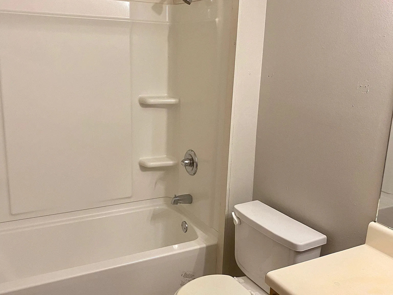 405 Kennon Lane - 44 — Photo 4