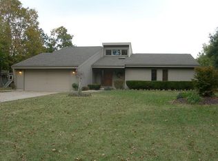 300 Fairway Vista Rd, Murphysboro, IL 62966