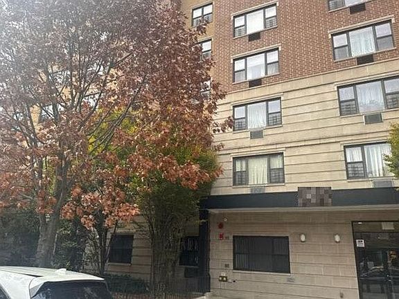 2nd image of 1259 Grant Ave