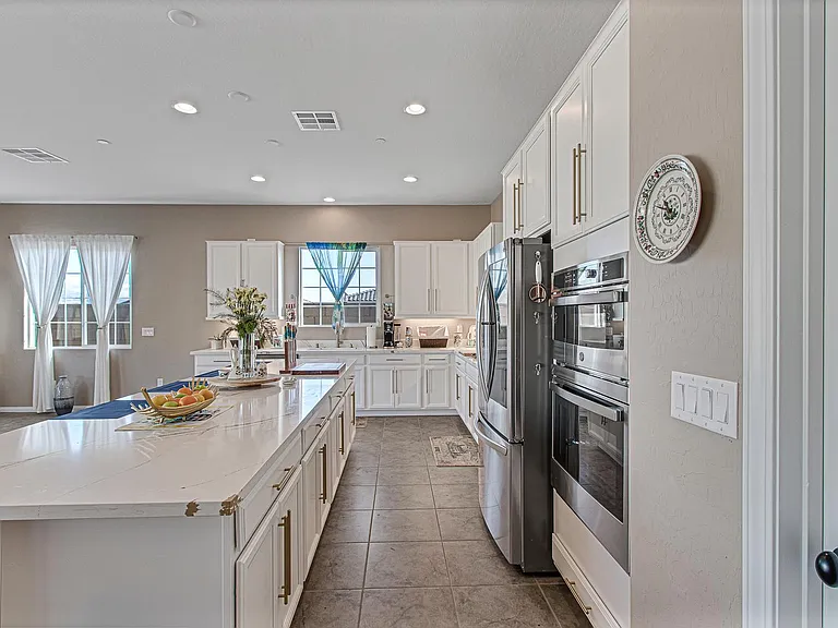 10930 Krista Leigh Ave — Photo 28