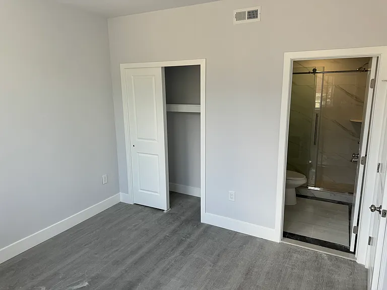 1309 Ridge Ave #2 — Photo 3