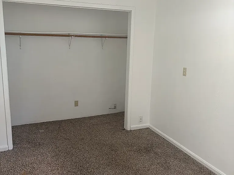 122 S Chehalis St #120 — Photo 4