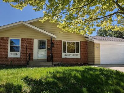 N85W18245 Lawrence AVENUE, Menomonee Falls, WI, 53051