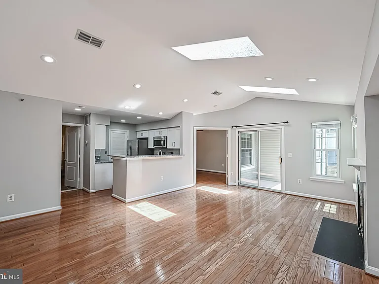 5601 Willoughby Newton Dr #36 — Photo 6